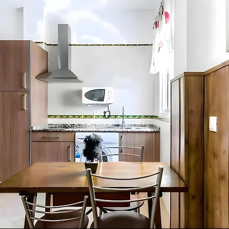 Estudio Con Aire Acondicionado Centro Del Pueblo Apartment *