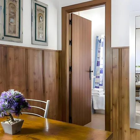 Estudio Con Aire Acondicionado Centro Del Pueblo *
