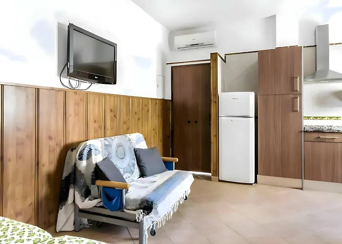 Estudio Con Aire Acondicionado Centro Del Pueblo