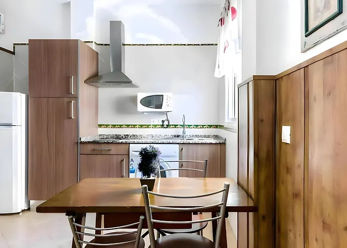 Estudio Con Aire Acondicionado Centro Del Pueblo شقة *