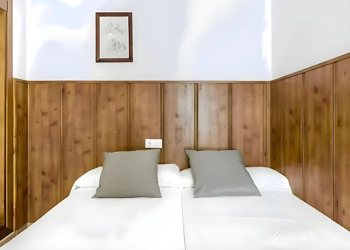 Estudio Con Aire Acondicionado Centro Del Pueblo